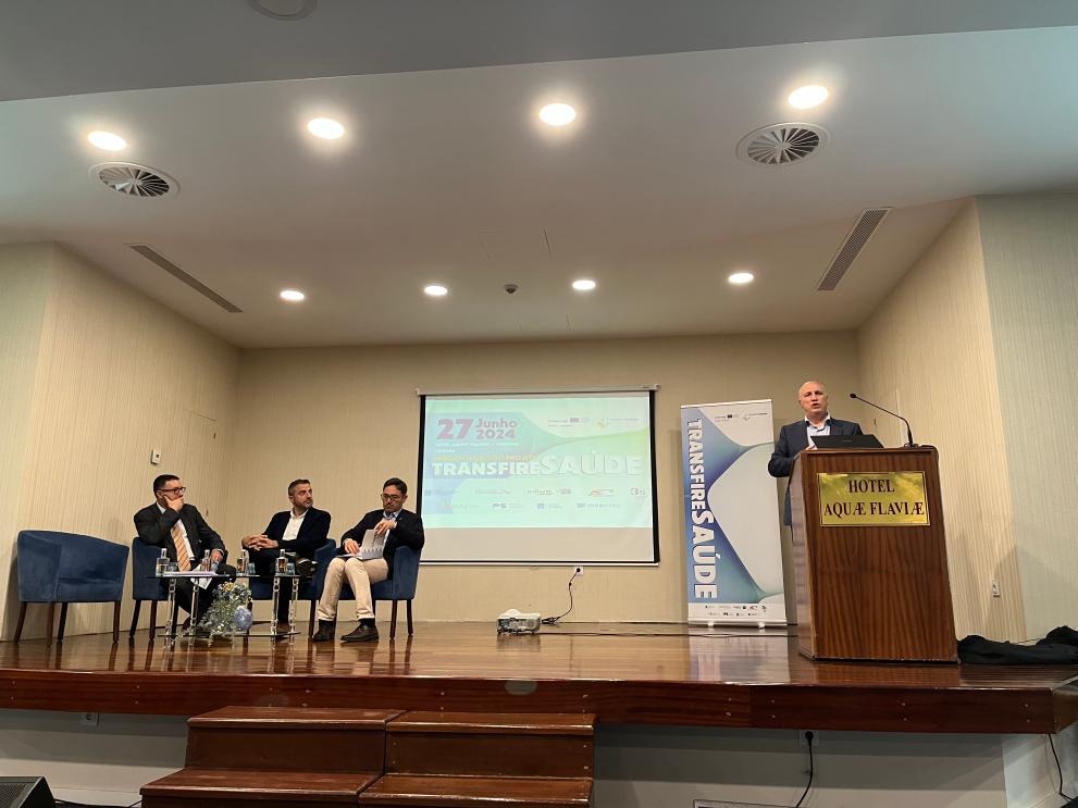 Imaxe 2 de 2 asociada á nova