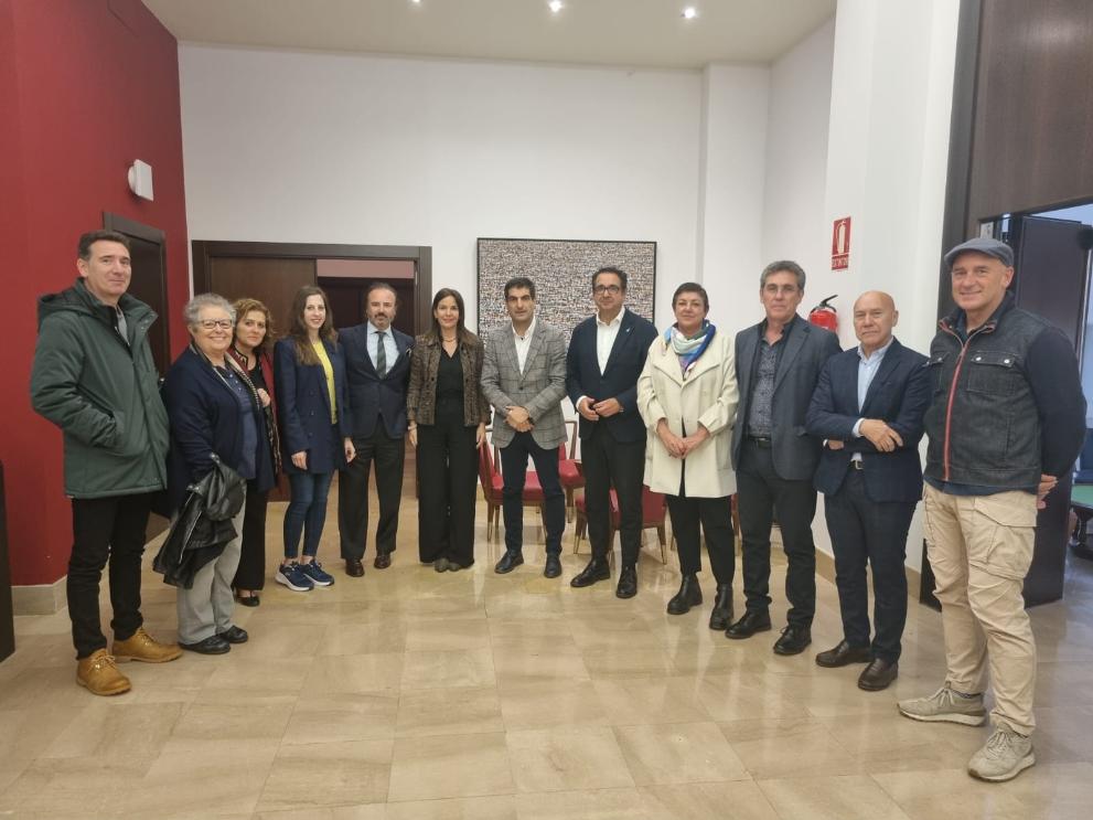 Imaxe 2 de 2 asociada á nova