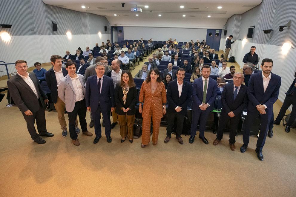 Imaxe 1 de 3 asociada á nova