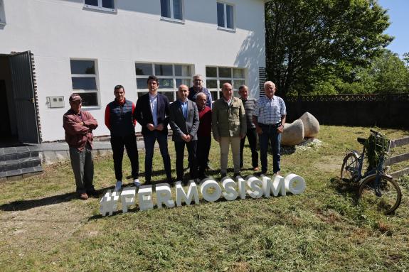 Imaxe da nova:A Xunta achega preto de 34.000 euros para mellorar a fachada das escolas de Cima de Vila e San Vicente de Pena, en Begonte