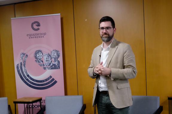 Imagen de la noticia:La Xunta destaca el apoyo a la creación de nuevas cooperativas con la Red de polos de emprendimiento