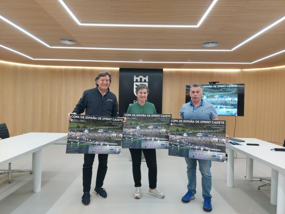 Imagen de la noticia:Lete anima a los cerca de 500 chicos de la Copa de España de Sprint Cadete a que sigan el ejemplo de los diez piragüistas qu...