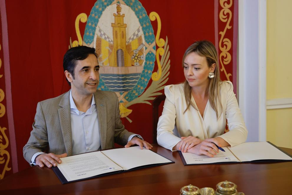 Imaxe 2 de 2 asociada á nova