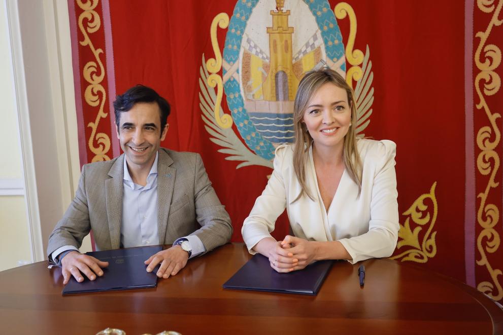 Imaxe 1 de 2 asociada á nova