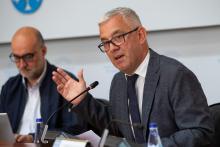 A Xunta aproveitará o potencial dos neofalantes para fomentar o uso do galego entre a mocidade