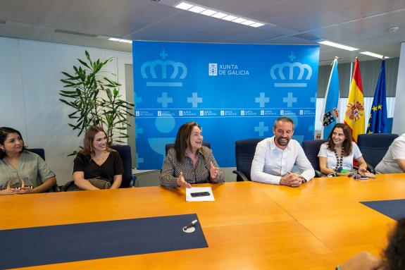 Imagen de la noticia:Ana Ortiz da la bienvenida a 30 sumilleres nacionales que se convertirán en 