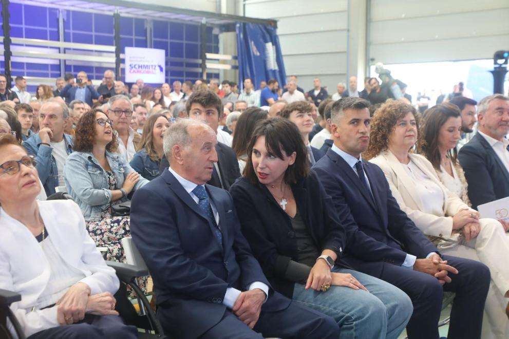 Imaxe 3 de 3 asociada á nova