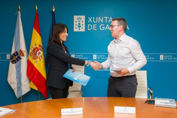 Imagen de la noticia:A Xunta e o concello de Ribadeo selan a colaboración para o desenvolvemento do centro que xestiona a área Rexurbe deste muni...