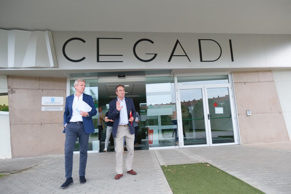 Imaxe 2 de 9 asociada á nova