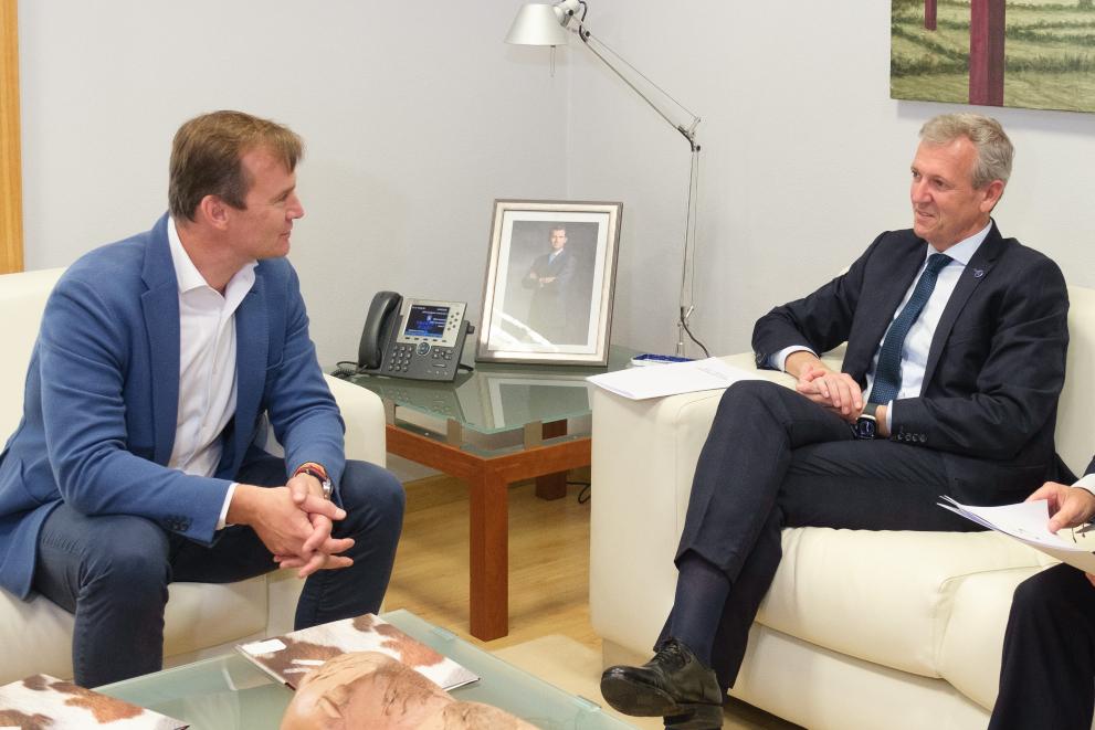 Imaxe 3 de 3 asociada á nova