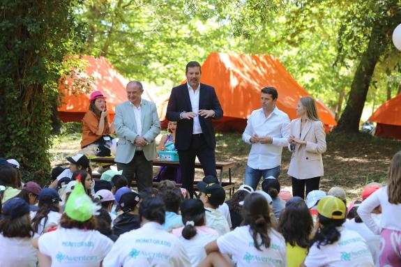 Imaxe da nova:López Campos celebra o inicio dun “verán de aventuras e convivencia“ nos campamentos da Xunta