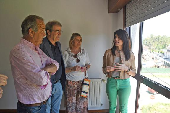 Imagen de la noticia:La Xunta hace entrega de dos viviendas de promoción pública en régimen de alquiler en O Carballiño