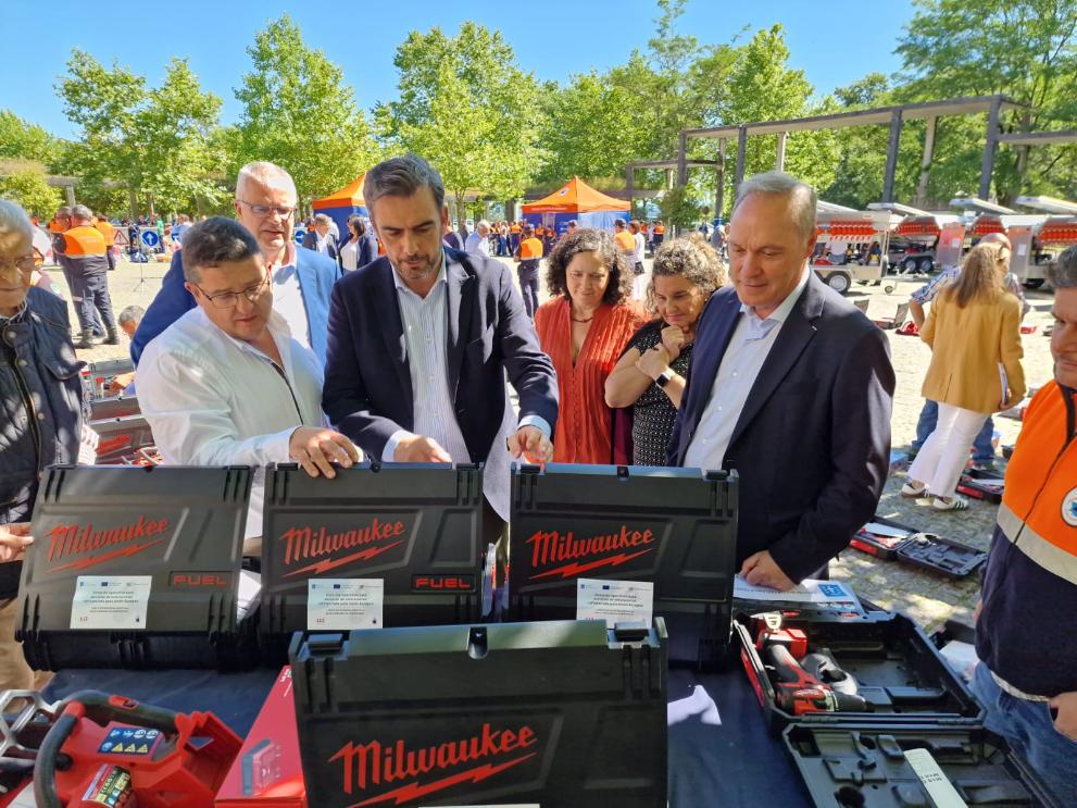 Imaxe 2 de 5 asociada á nova