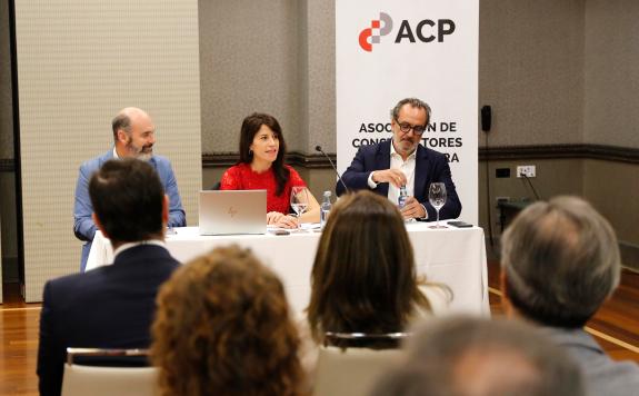 Imaxe da nova:Martínez Allegue aborda coa Asociación de Construtores de Pontevedra actuacións en materia de vivenda e infraestruturas