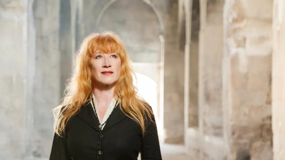 Imagen de la noticia:La Xunta lleva mañana a Vigo el concierto de la canadiense Loreena McKennitt  dentro de Gozo Festival