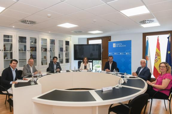 Imagen de la noticia:La Xunta apoya al transporte de mercancías a través de ayudas a la modernización de la flota y a la formación de los profesi...