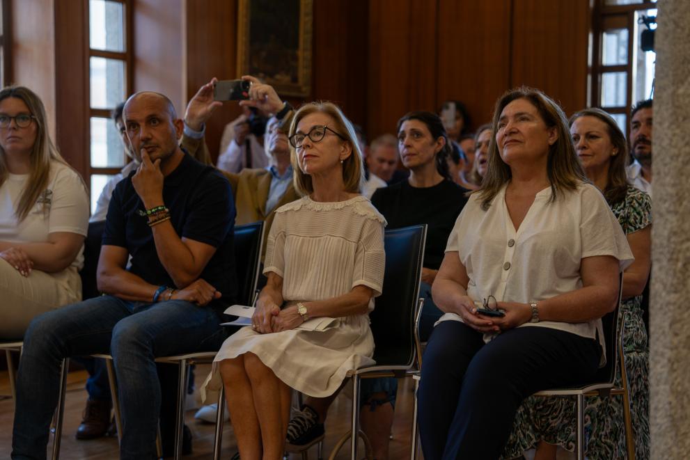 Imaxe 2 de 2 asociada á nova