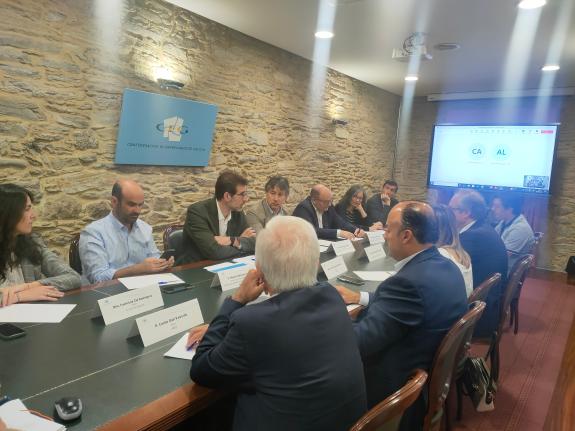 Imagen de la noticia:La Xunta traslada a los empresarios las oportunidades de ayuda para la dotación de banda larga a Pymes