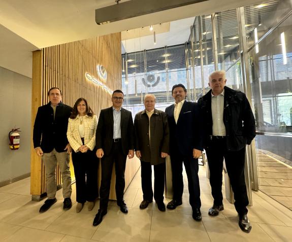 Imaxe da nova:O conselleiro de Emprego, Comercio e Emigración destaca o compromiso de Ospaña na promoción do benestar social e sanitario dos gale...