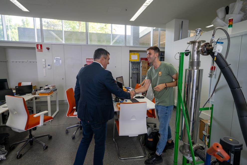 Imaxe 4 de 5 asociada á nova