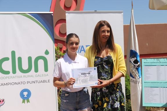 Imagen de la noticia:María José Gómez reafirma la apuesta de la Xunta por la relevo generacional en el campo en la clausura de la IV Escola de In...