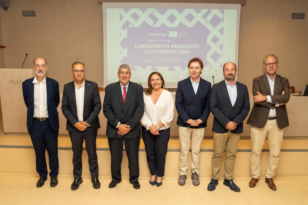 Imaxe 3 de 3 asociada á nova
