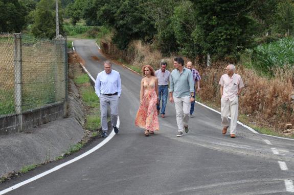 Imagen de la noticia:La Xunta acondiciona los accesos a varios núcleos de Viladonga, en Castro de Rei, con una inversión de 48.200 euros