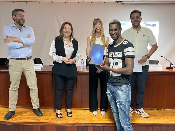 Imagen de la noticia:La Xunta pone de relieve las ayudas abiertas por 8 M€ destinadas a unidades formativas en empresas para cualificar más de 3....