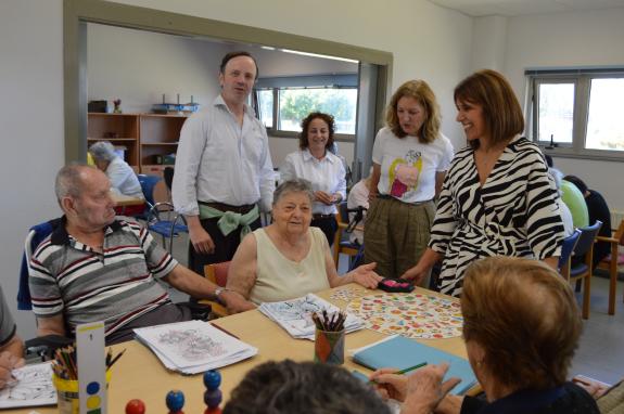 Imaxe da nova:La Xunta pone en valor el trabajo de los centros de día en la atención a mayores también durante los meses del verano