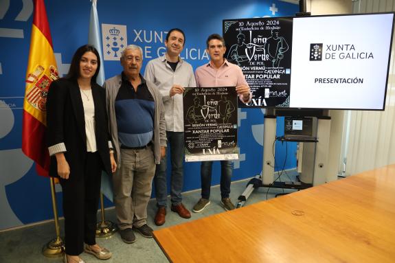 Imagen de la noticia:Javier Arias felicita a 