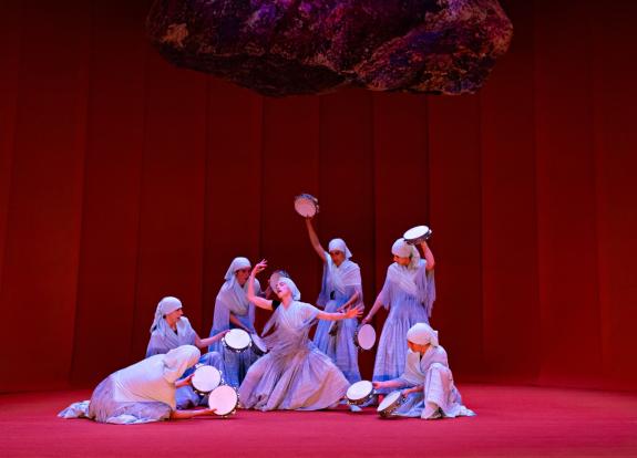 Imagen de la noticia:La Xunta colabora para que el espectáculo 'Dique' de Nova Galega de Danza se represente en el propio Dique da Campá de Ferro...