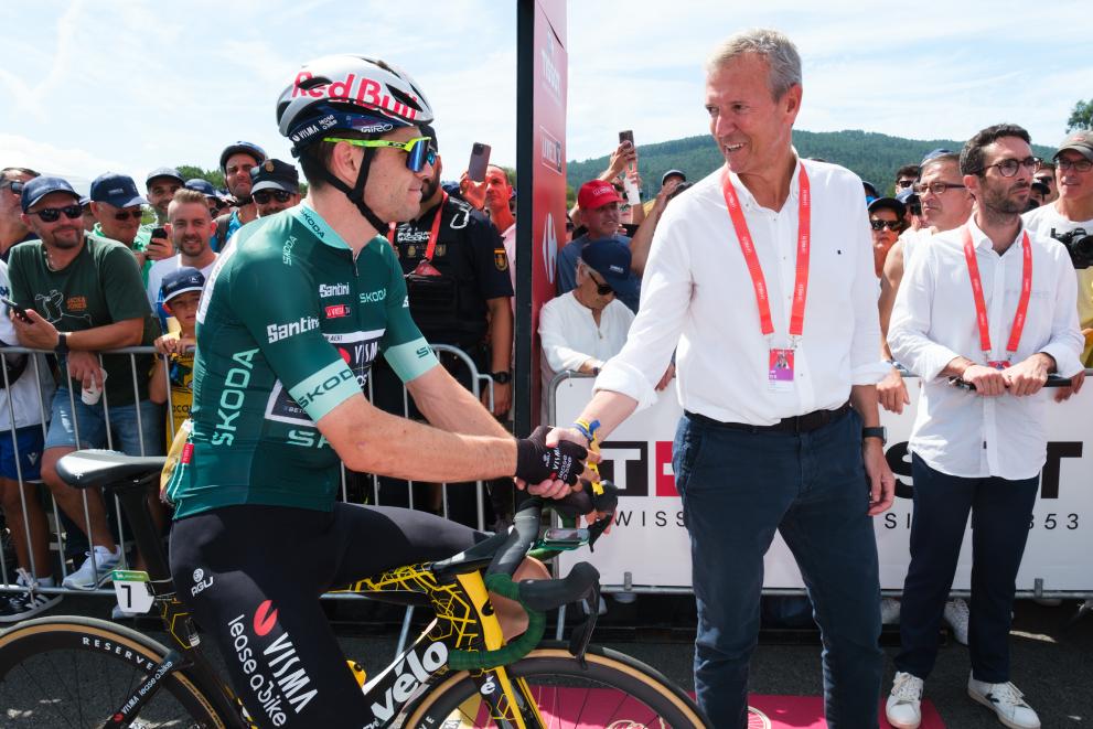 Imaxe 3 de 3 asociada á nova