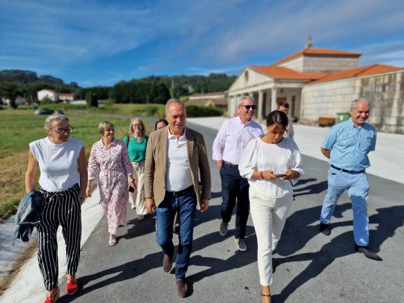 Imagen de la noticia:La Xunta invertirá cerca de 700.000 euros en la mejora de caminos rurales en los ocho ayuntamientos de la comarca del Deza-T...