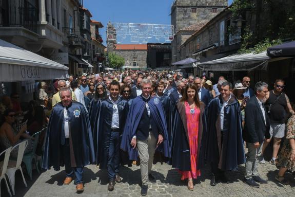 Imagen de la noticia:Rueda destaca el sector vitivinícola como uno de los atractivos turísticos de Galicia