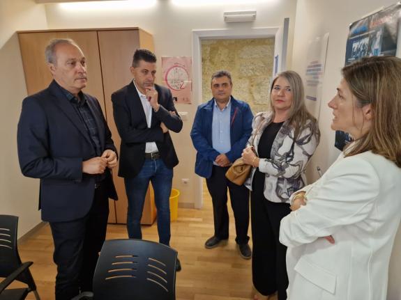 Imaxe da nova:A Xunta financia con máis de 280.000 euros a contratación de profesionais para os CIM da área de influencia de Pontevedra