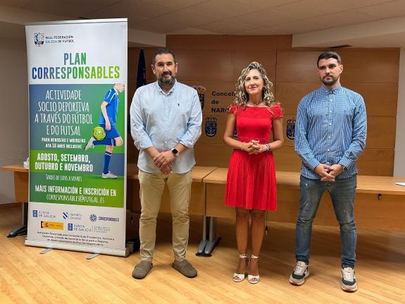 Imagen de la noticia:Cerca de 80 niños y niñas participan en las actividades sociodeportivas que la Federación Gallega de Fútbol promueve en Naró...