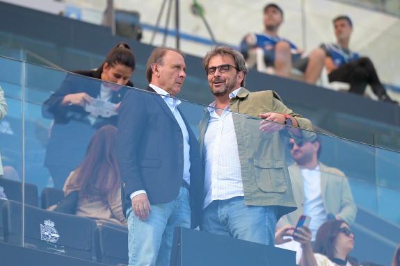 Imaxe da nova:Diego Calvo e Fabiola García asisten ao primeiro partido da tempada do Dépor Abanca