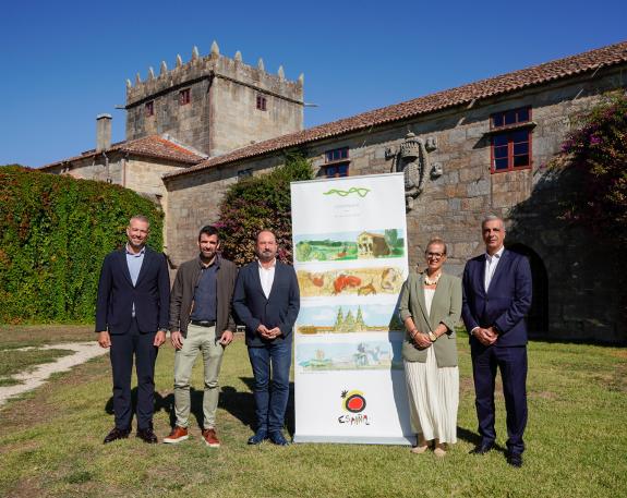 Imagen de la noticia:La Xunta incorpora más de 100 empresas gallegas y seis espacios protegidos a la nueva ruta de ecoturismo del norte peninsula...