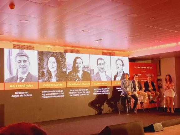 Imaxe da nova:A Xunta avoga pola dixitalización como ferramenta  para profesionalizar a xestión dos recursos hídricos