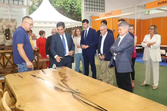 Imaxe da nova:A Xunta destaca a Feira do Moble de Galicia como escaparate da innovación e da evolución do sector