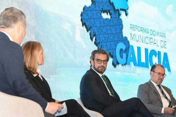 Imagen de la noticia:La Xunta aborda en un congreso la situación actual de la planta local gallega y fórmulas de cooperación intermunicipal para ...