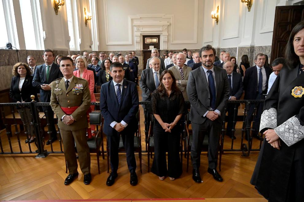 Imaxe 2 de 3 asociada á nova