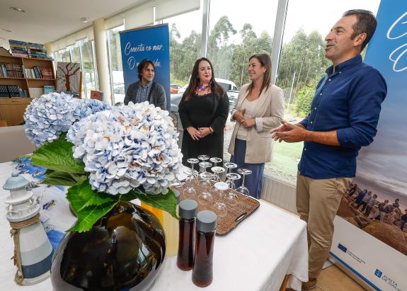 Imagen de la noticia:Alfonso Villares pone en valor a funcionalidad de los GALP como elementos para favorecer también la cooperación del sector p...