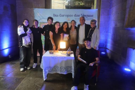 Imaxe da nova:A Xunta celebra cun acto por adiantado o Día Europeo das Linguas xunto con alumnado compostelán