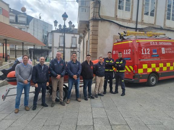 Imaxe da nova:A Xunta reforza o equipamento da Agrupación de Voluntarios de Protección Civil de Ortigueira cunha embarcación para rescate