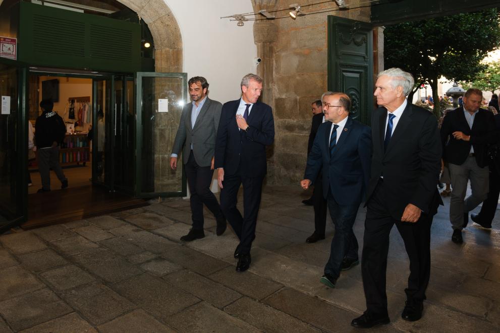 Imaxe 2 de 8 asociada á nova