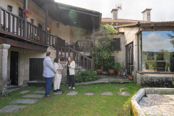 Imagen de la noticia:Ana Ortiz anima a la ciudadanía a participar en la nueva edición del Outono Gastronómico con 77 establecimientos de turismo ...