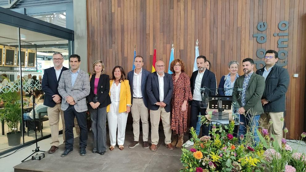 Imaxe 1 de 2 asociada á nova