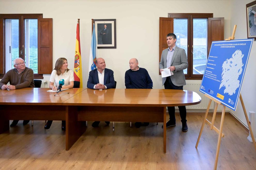 Imaxe 1 de 3 asociada á nova