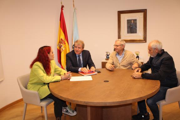 Imaxe da nova:O  delegado territorial da Xunta en Ourense reúnese coa alcaldesa de Maceda